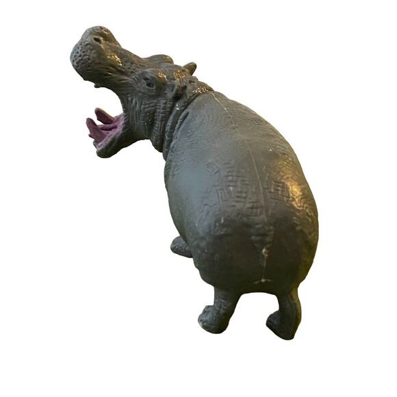 Greenbriar International Plastic Safari Animal Figurines Lion Polar Bear Hippo - Picture 8 of 15